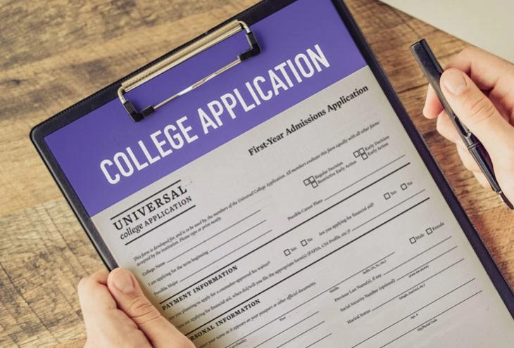 College Application Checklist: How to Apply Successfully